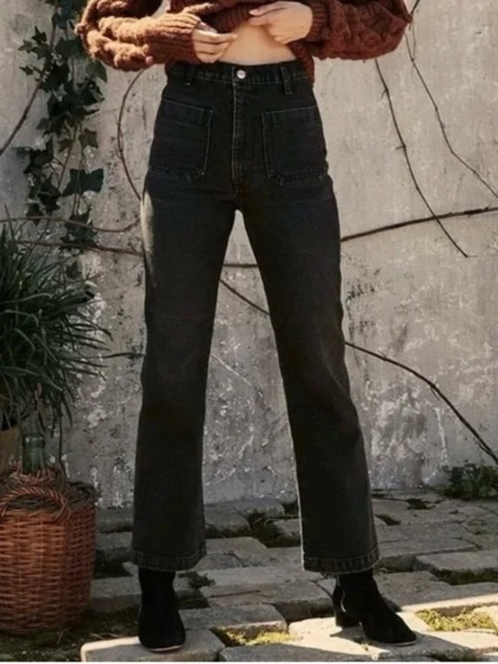 Doen Black Ankle Trouser Pants